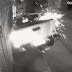 Popular perde controle de carro, bate em poste, árvore e parede na cidade de Sousa