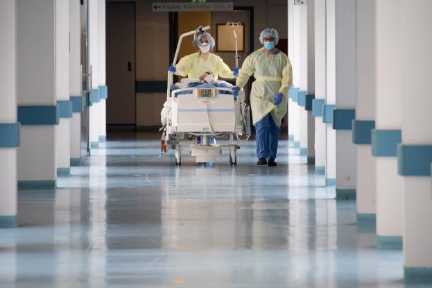 Γερμανία: Λοιμωξιολόγοι φοβούνται ένα δεύτερο, χειρότερο κύμα μόλυνσης λόγω της πρώιμης χαλάρωσης των περιορισμών