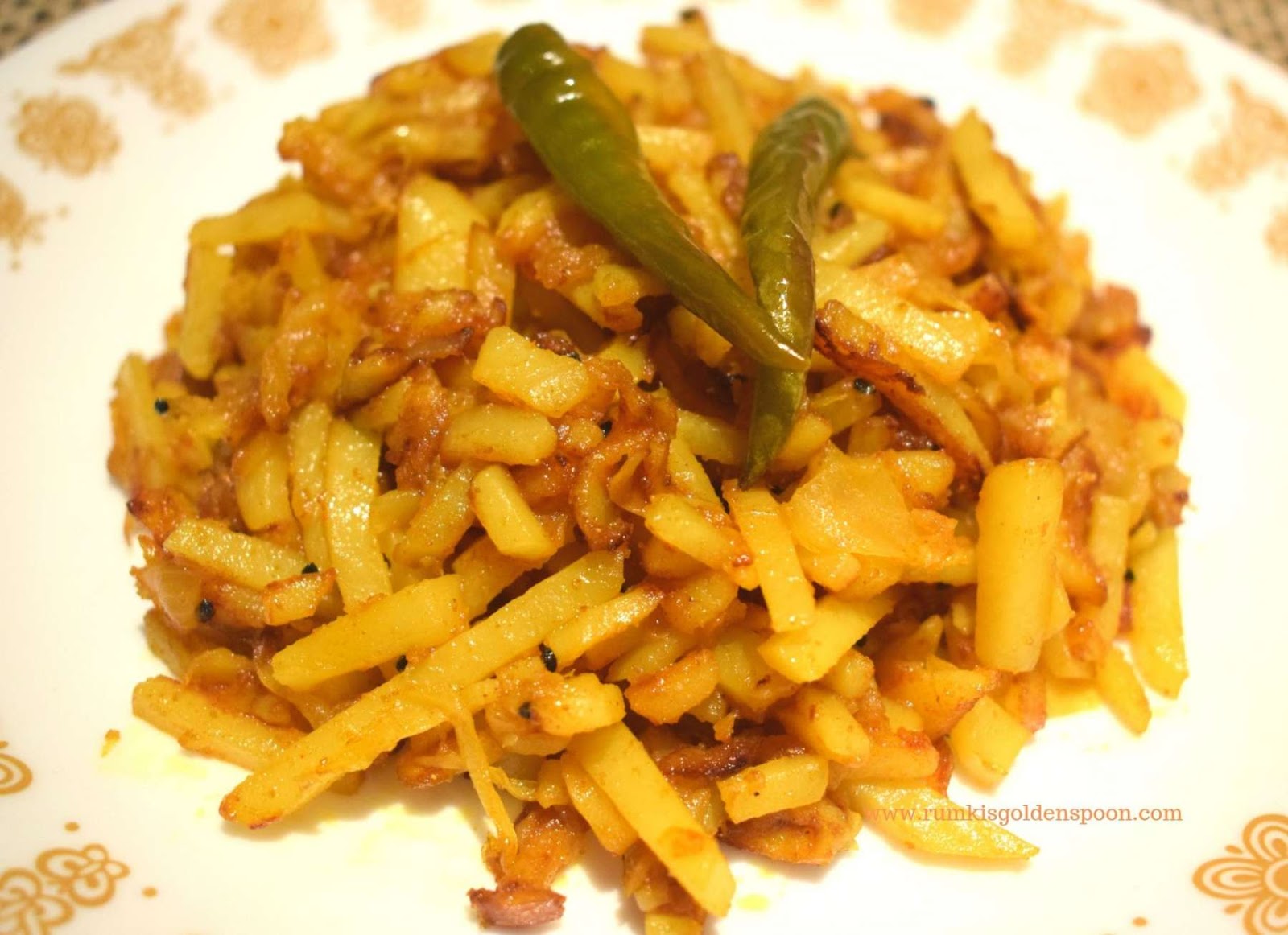 Indian Recipe, Bihari Cuisine, Vegetarian recipe, vegan recipe, Quick and Easy, Bihari style Aloo Bhaji | Spicy Potato Fry, Rumki's Golden Spoon, Spicy potato dry curry, Indian recipe with potatoes, aloo bhaja, sukhi aloo ki sabzi/sabji