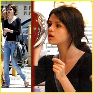 Selena Gomez without Make-Up Pictures