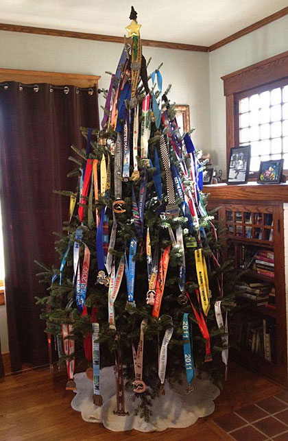 xmas-tree-medals.jpg