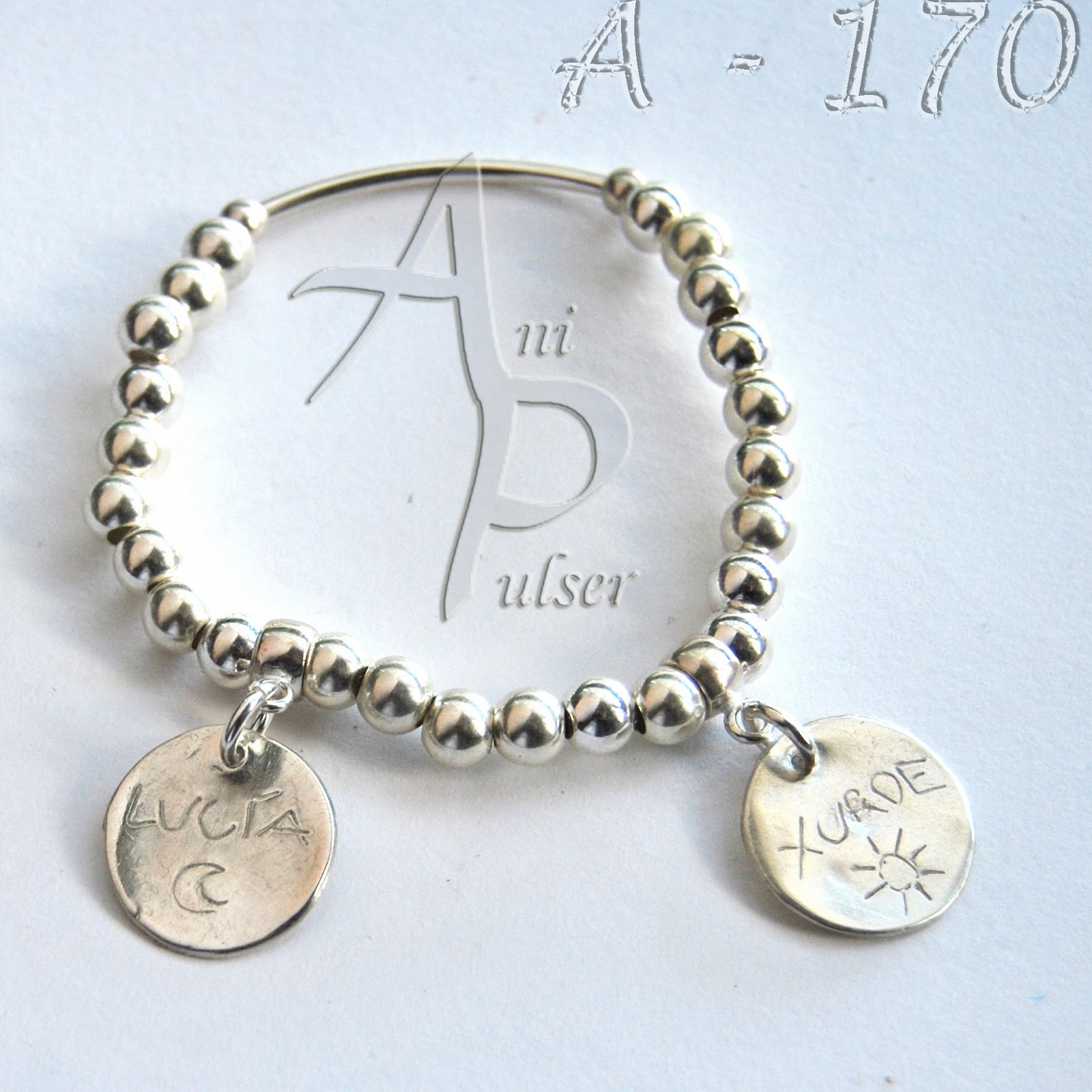 A170 Pulsera plata con medalla personalizada con nombre y/o dibujo