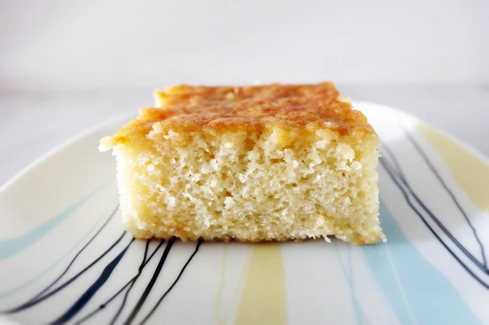 zsuzsa is in the kitchen: HOT MILK CAKE