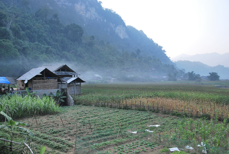 Tham quan Làng Pác Ngòi ở Ba Bể