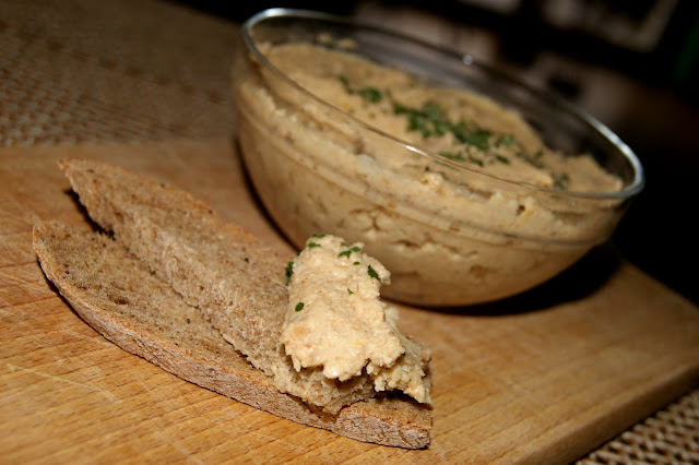 hummus