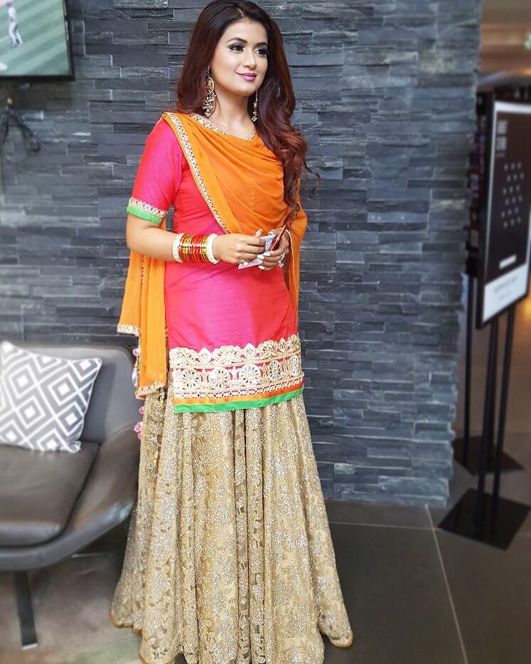 shipra goyal singer hd pictures wallpapers whatsapp images shipra goyal singer hd pictures wallpapers whatsapp images