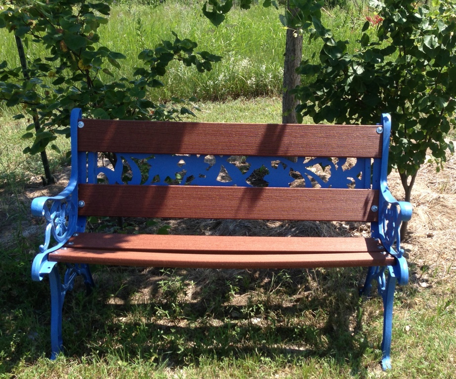 Garden Musings: Bench 2.0