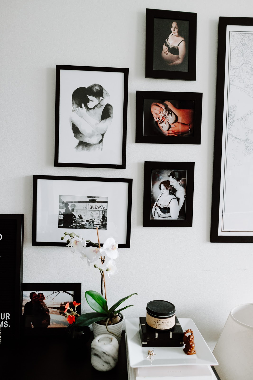 Big mamas home by Jenni S, Epäsymmetrinen tauluseinä, koti ja sisustu, Desenio, kaupallinen yhteistyö, Desenio, sisustus, tauluseinä,