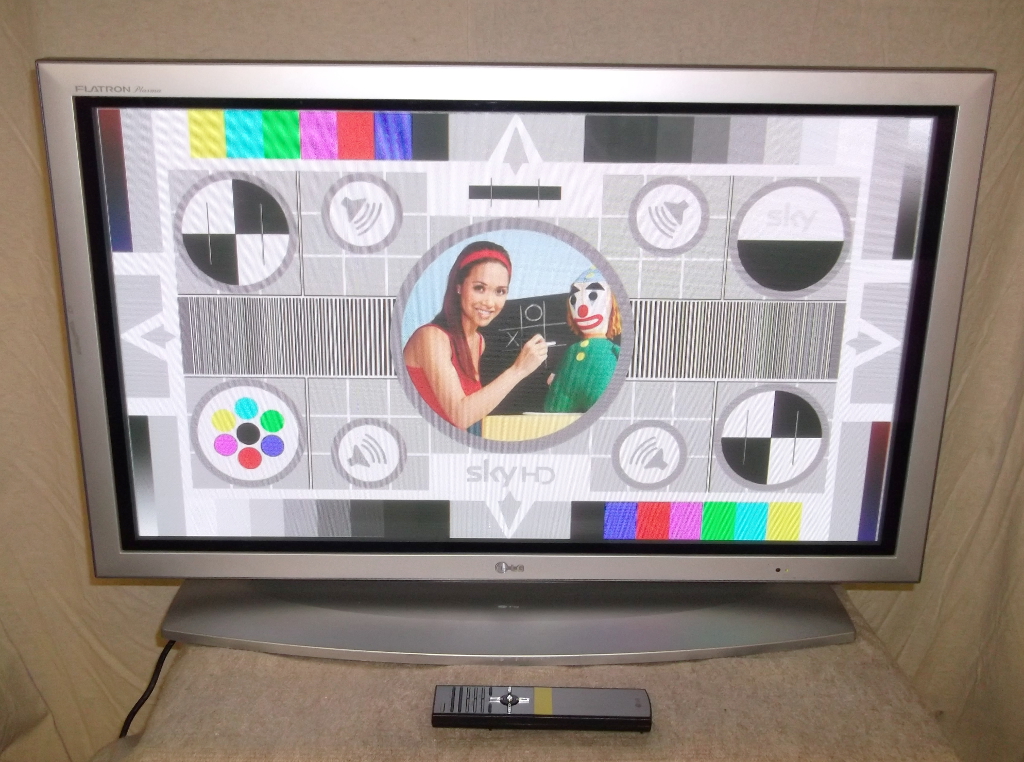 Sold LG 42" Plasma Monitor Screens £39 One One Two.....