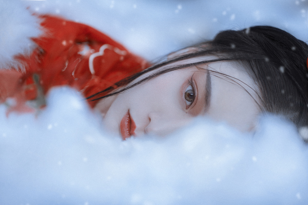 Image-Chinese-Beautiful-model-Snow-Princess-with-Chinese-historical-costume-TruePic.net