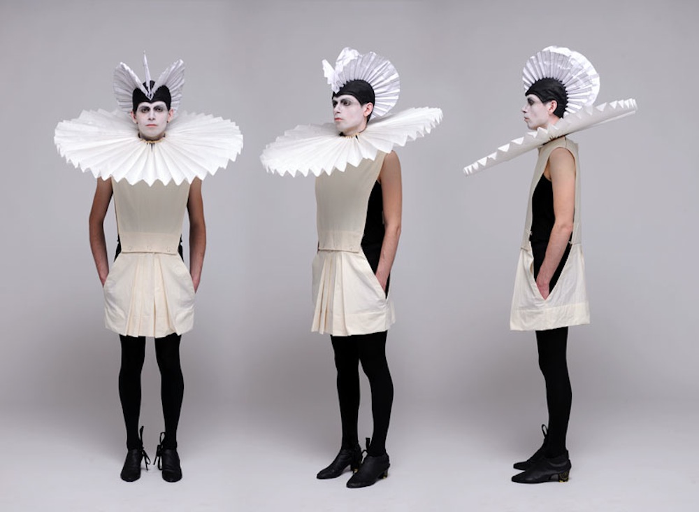 3D Materials and Concepts: Wearable Paper Sculpture