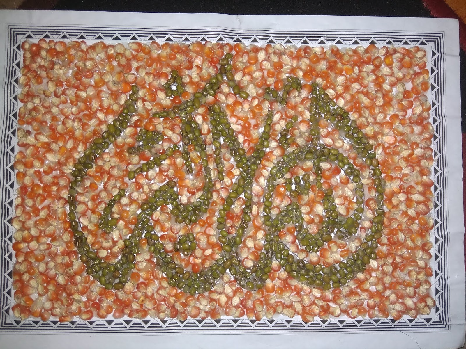 Contoh Kolase Kaligrafi Dari Biji Bijian Rahman Gambar