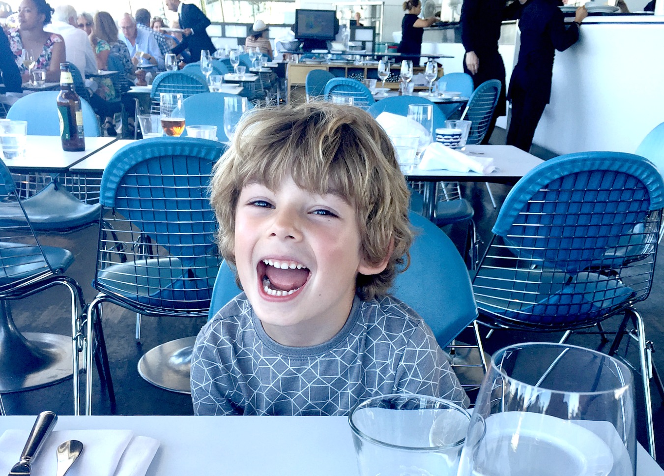 Someone is having fun! 24 hours in London, chic hotel, Novotel blackfriars london, travel with kids