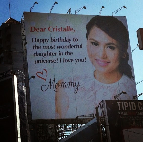 For The Record : The World's Largest Greeting Card is in the Philippines