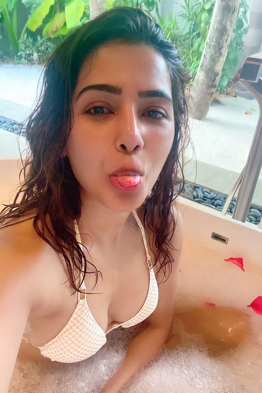 Samantha in Bikini