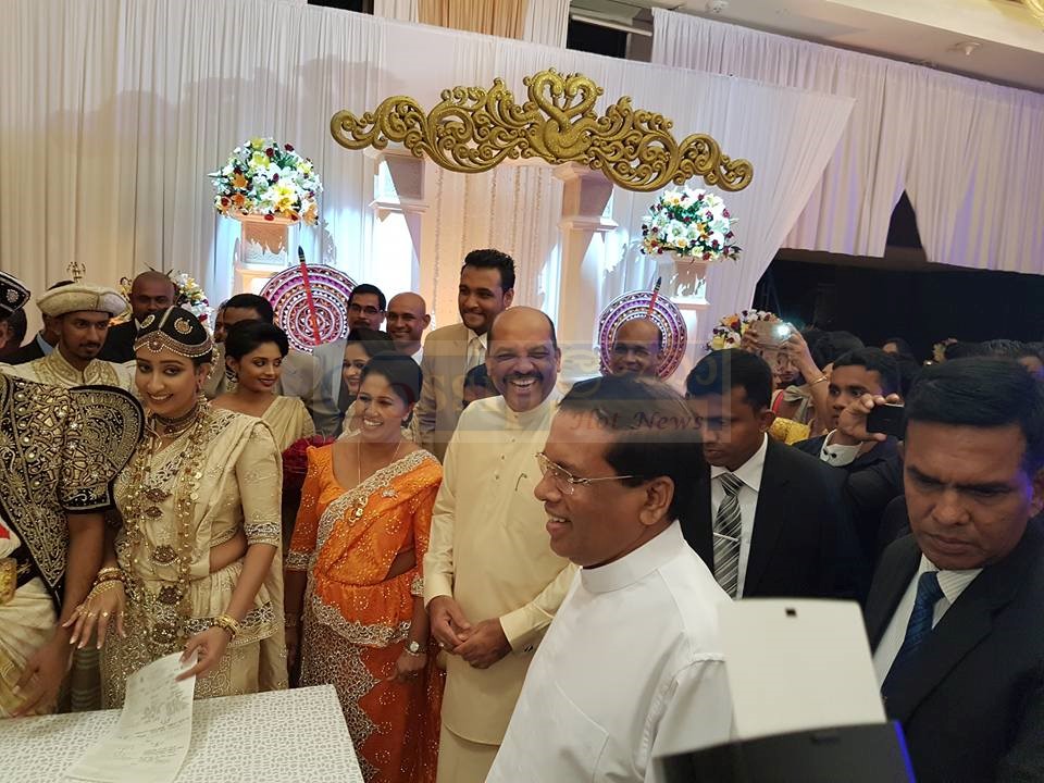 Palitha Range bandara's daughter Wedding Sri Lanka Hot Picture Gallery.