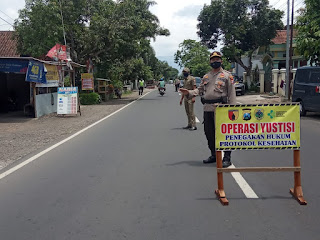 Belasan Orang Terjaring Operasi Yustisi Polsek Bondowoso Kota