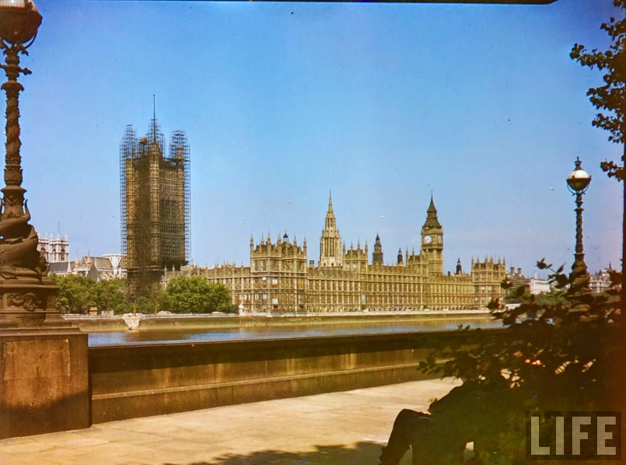 Лондон после. Великобритания здание парламента 1940. Лондон 1940 год. 1940 Год Англия Лондон. London 1940 Blitz.
