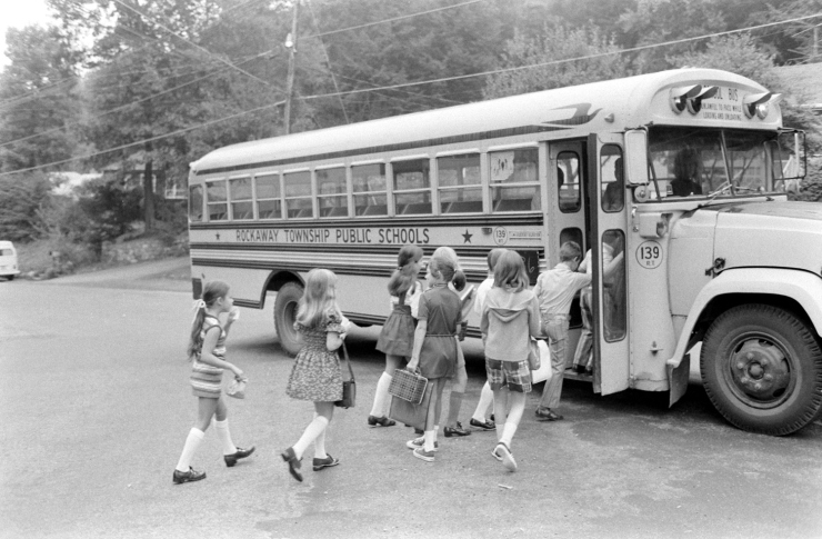 1988 год автобус с детьми