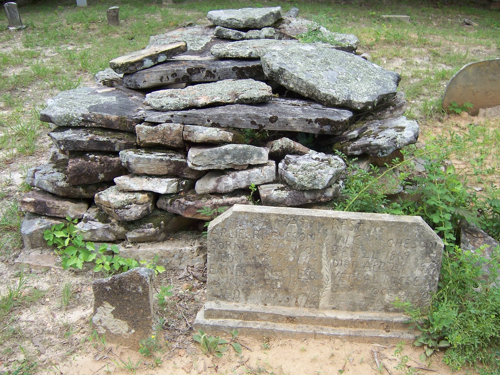 Cemeteries of Baxter County, AR Curtis Cemetery is on Flatwoods Road