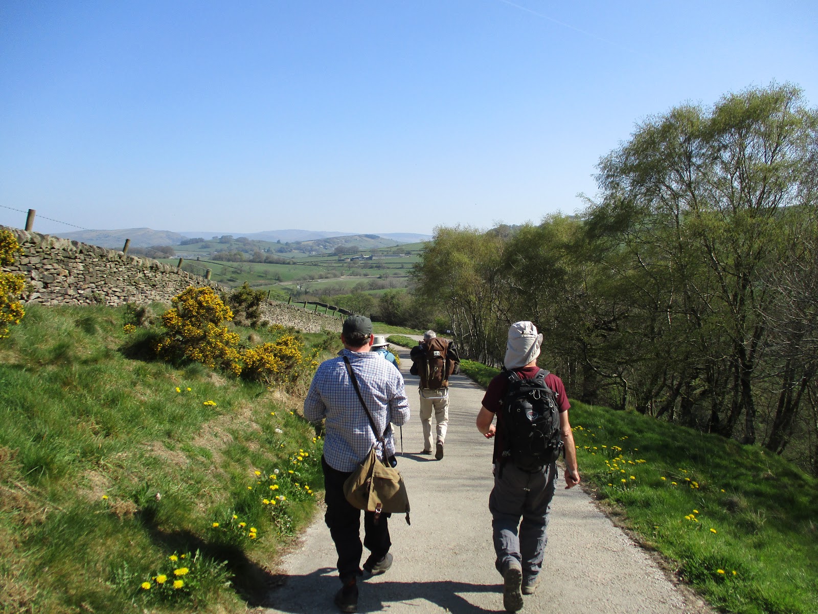 Swog Blog. (Stockport Walking Outdoor Group.) Walk Shining Tor 21/04/2019