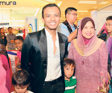 Gossip Artis Malaysia | Berita Artis Malaysia - Says Blog