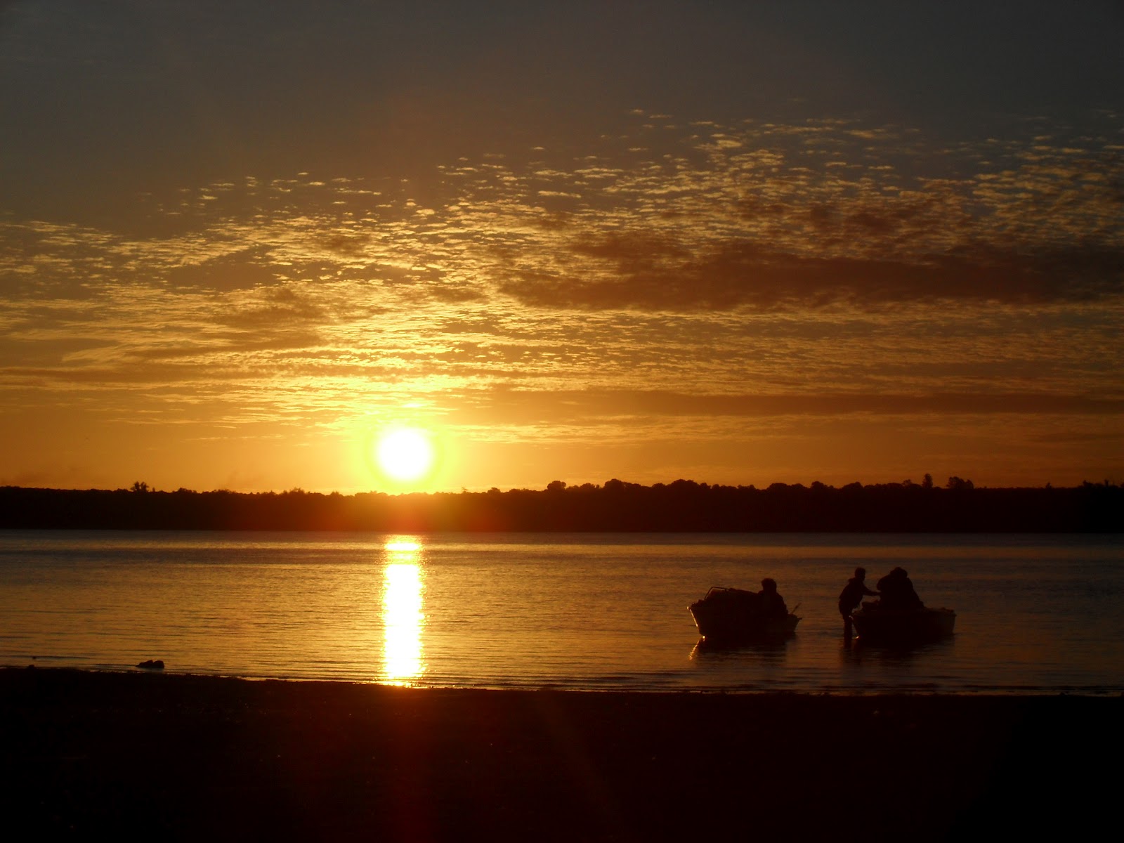 Ação pelo Rio Uruguai: Pôr do Sol no Rio Uruguai
