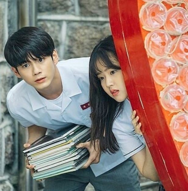 восемнадцать 2 хенджин