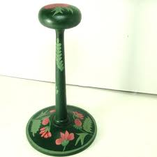 La Sombrerera de Lady Marlo: Expositores de sombreros 2. Vintage hat stands