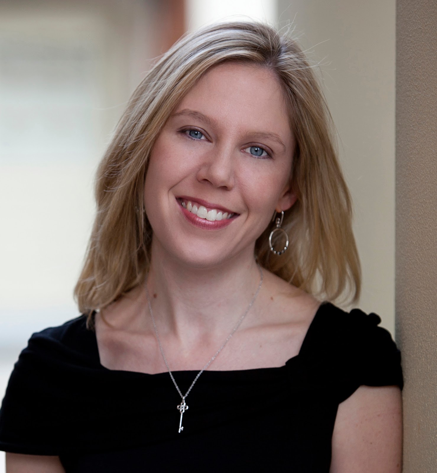 The O.W.L. Blog Tour Mr. Fuzzbuster Knows He's the Favorite +GIVEAWAY