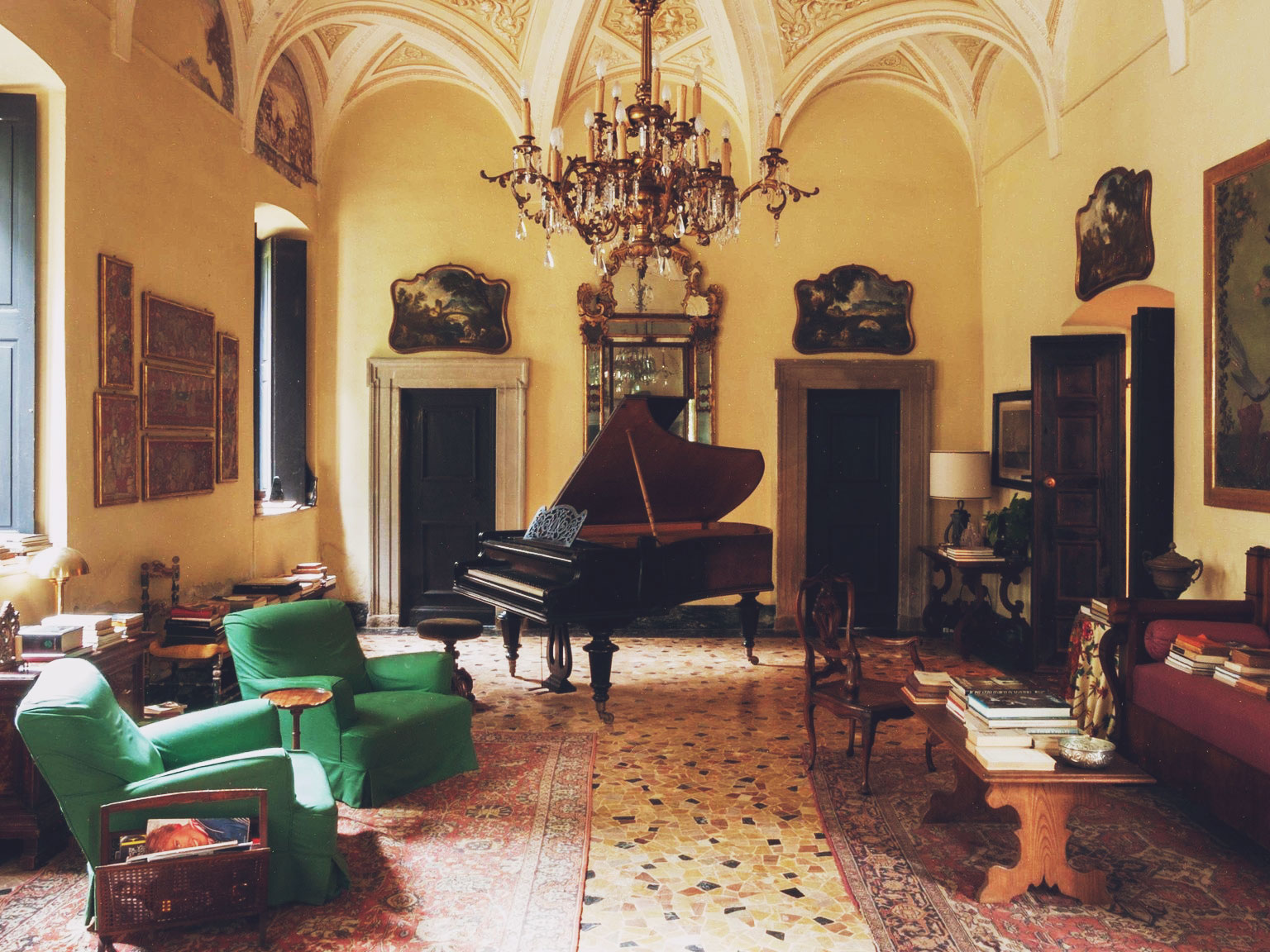 Décor Inspiration | Film Sets: Call Me By Your Name by Luca Guadagnino