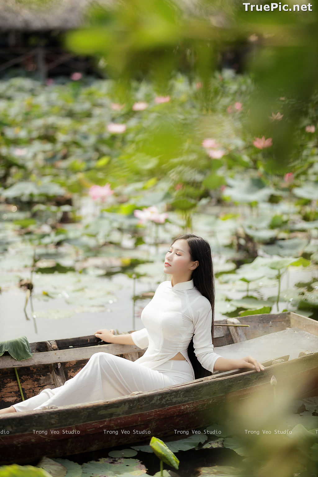 Image The Beauty of Vietnamese Girls with Traditional Dress (Ao Dai) #3 - TruePic.net - Picture-63