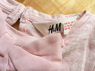 Áo thun tay dài bé gái hàng xuất dư hiệu H&M, made in cambodia.