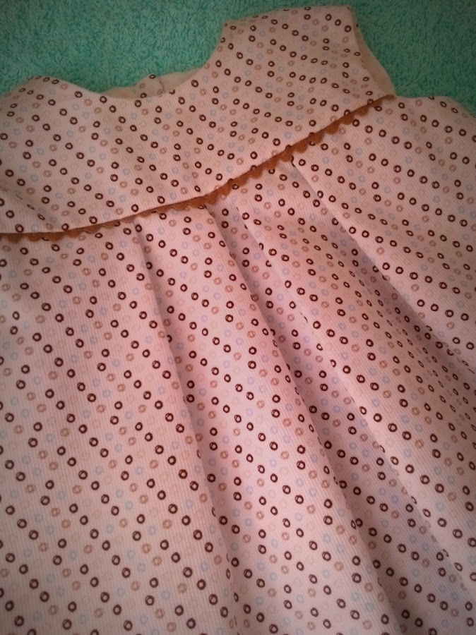 vestido de niña de piqué forrado