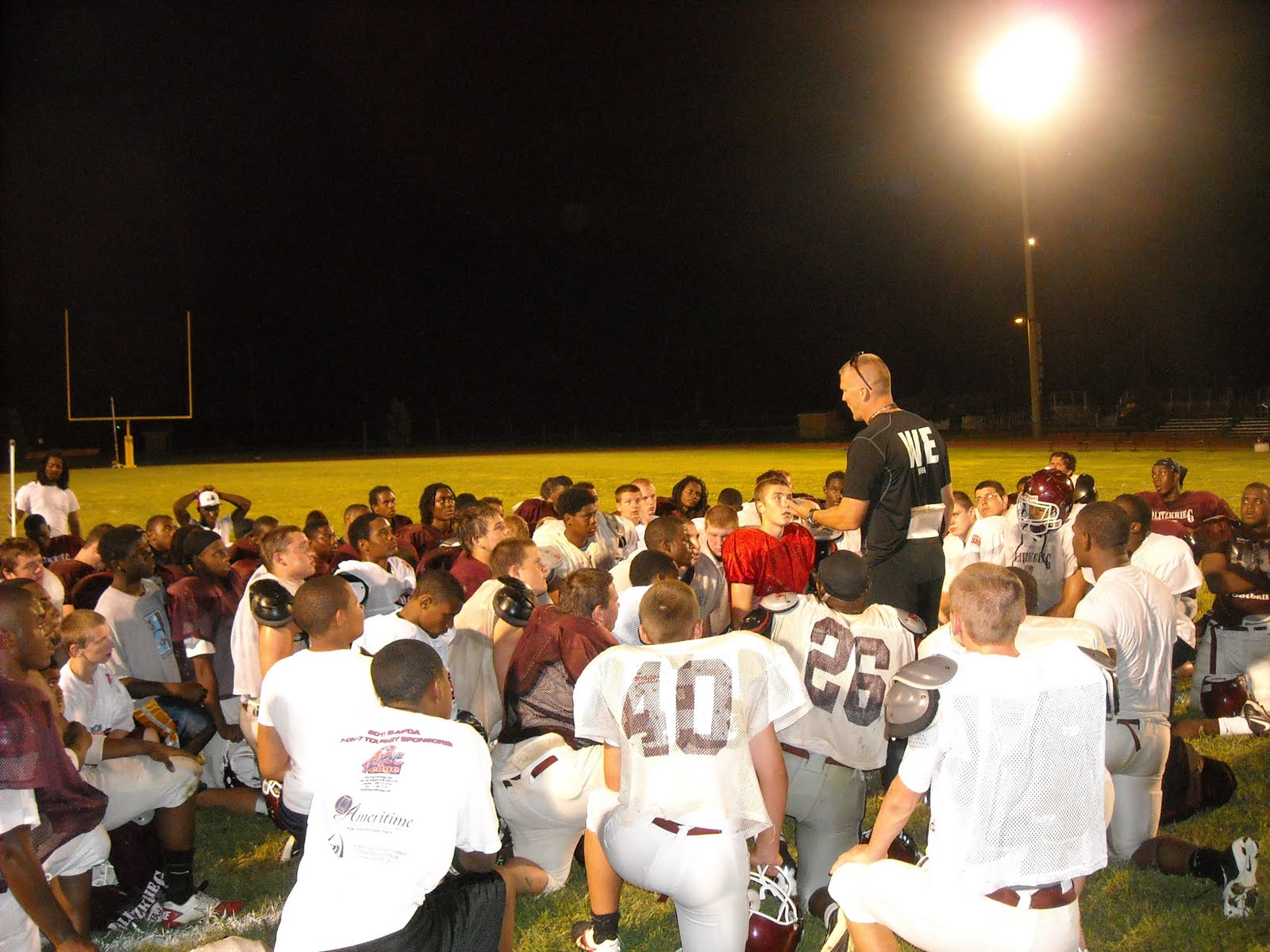 belleville-west-football-first-look-at-the-new-maroons