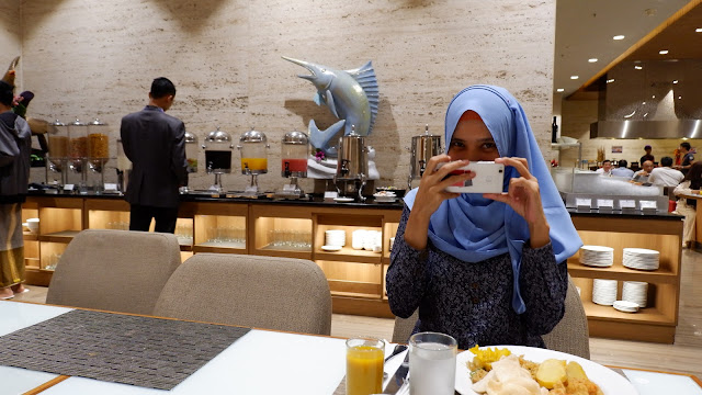 agnes blogger medan makan pagi