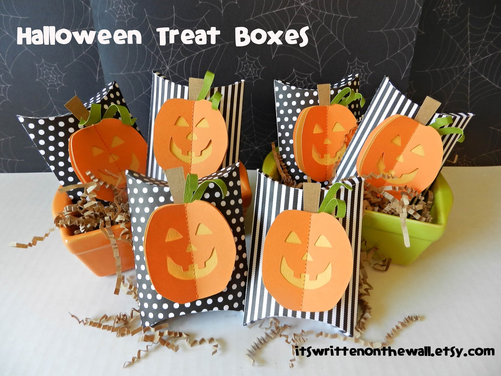 It's Written on the Wall Lots of Halloween Treat Boxes for Party