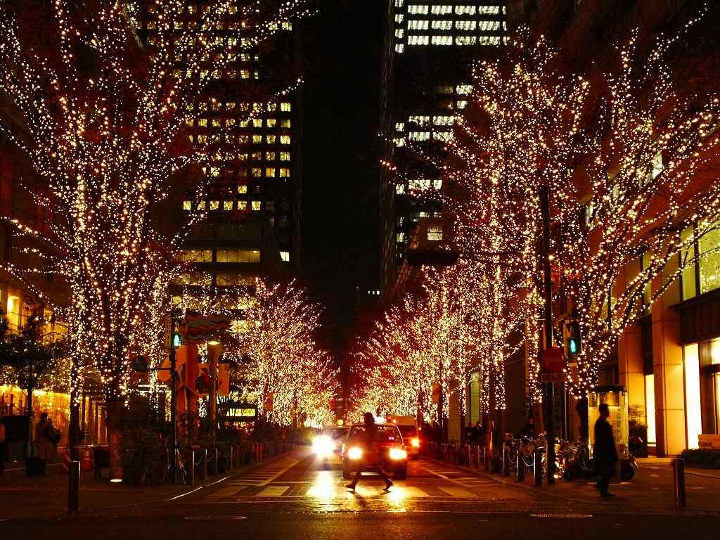 At 旅兒鳥 11 2月 冬季的風物詩 照耀著夜晚街道的 丸之內霓彩燈飾18 東京
