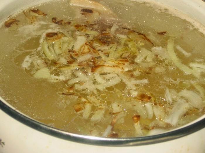 щи в мультиварке. прокисшие щи. сколько времени варить кислые щи. щи томленые в мультиварке. кислые щи из овса.