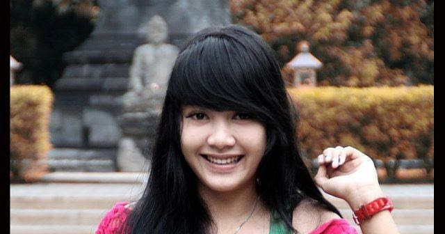 Belajar Jadi Foto Model Belajar Jadi Foto Model