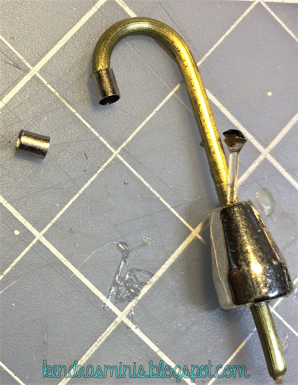 Kendra's Minis Miniature Kitchen Faucet Tutorial for the Dollhouse