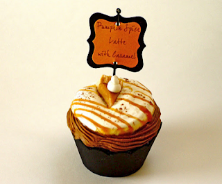 pumpkin-spice-latte-cupcakes-pie-toppers-free-tutorial-deborah-stauch