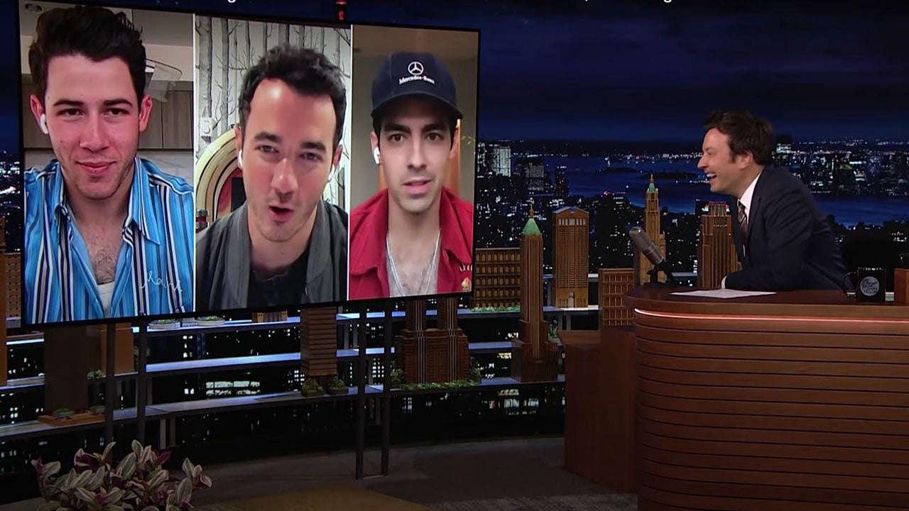 Los Jonas Brothers retan a los hermanos Hemsworth a una pelea de artes marciales mixtas