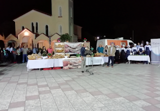 ΧΑΜΟΣ ΑΠΌ ψωμί η ετήσια γιορτή των αρτοποιών στο Πεταλίδι