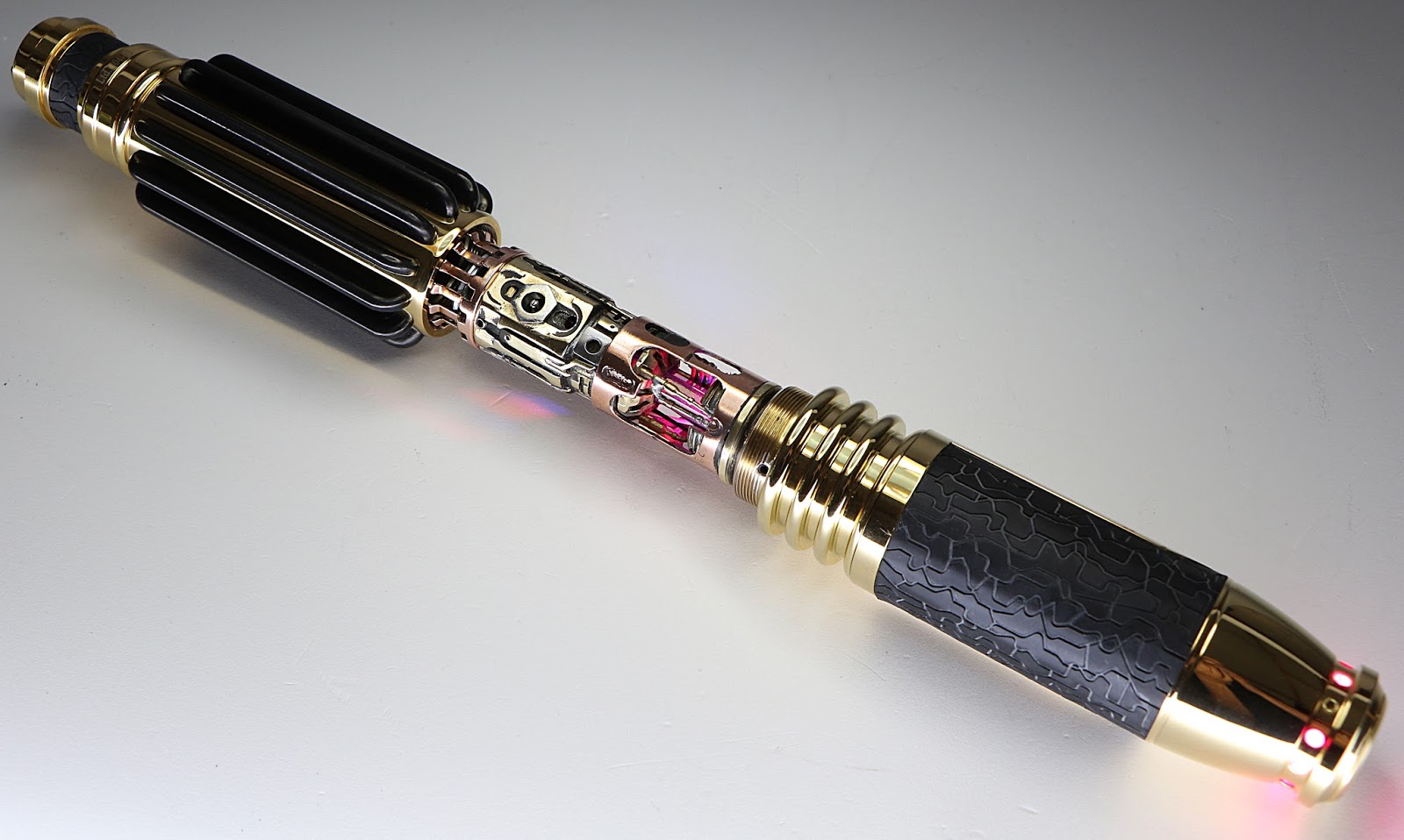 ROLIGHTSABERS Mace Windu Legend Lightsaber 24K gold