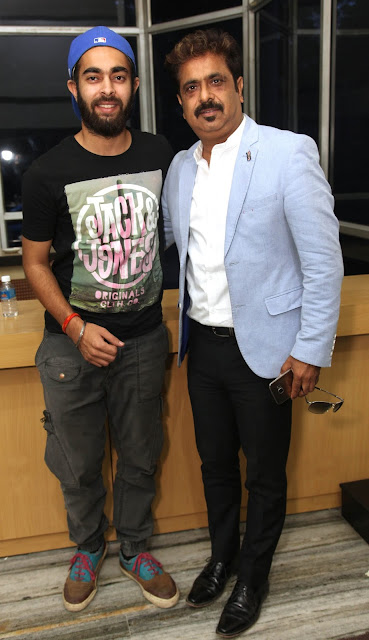 Actor Manjot Singh with Dharmendra Kumar Actor Manjot Singh with Dharmendra Kumar