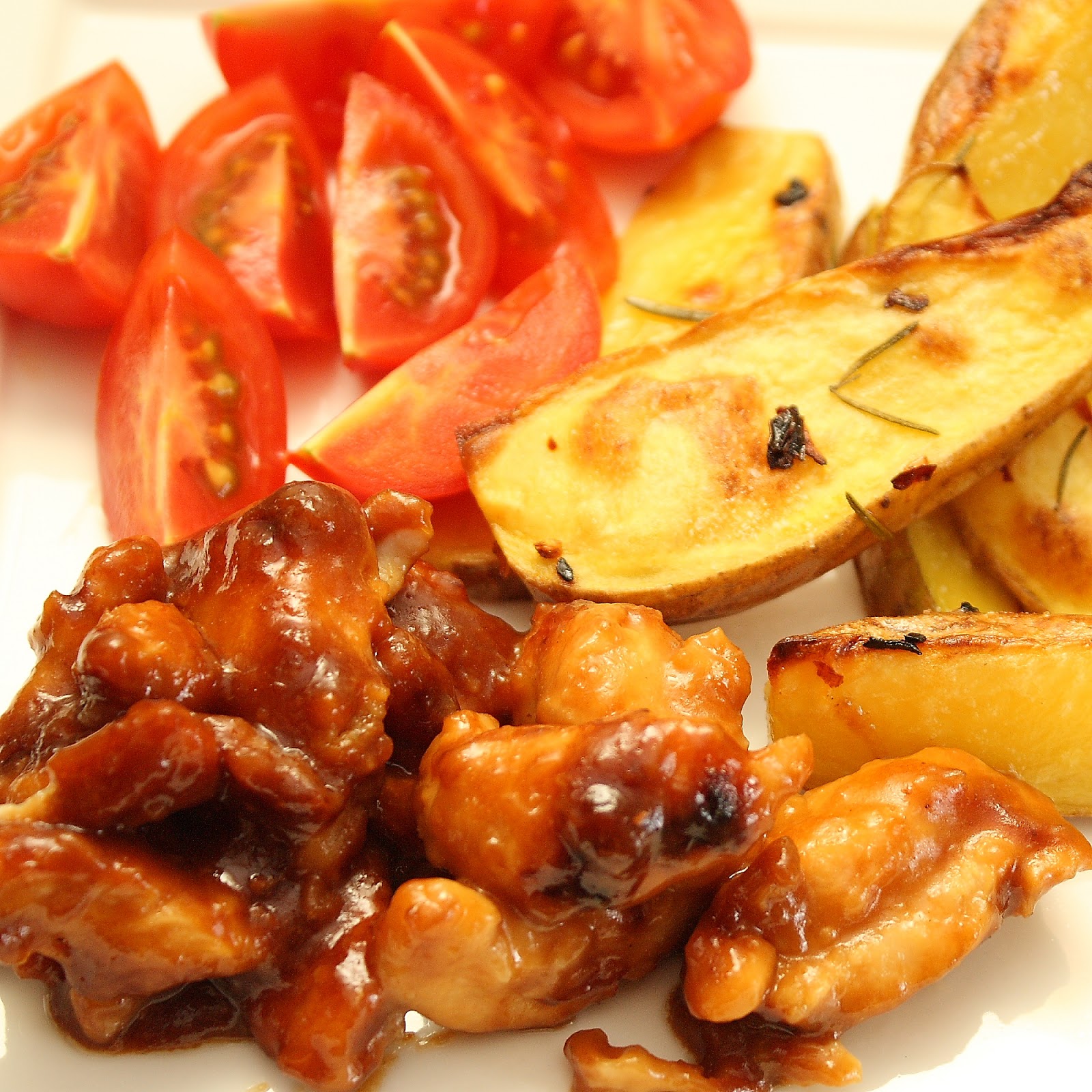 куриное филе в кисло. куриное филе в кисло. китайская курица в кисло-сладком соусе и кляре. курица с ананасами в кисло-сладком соусе. китайская курица в кисло-сладком соусе.