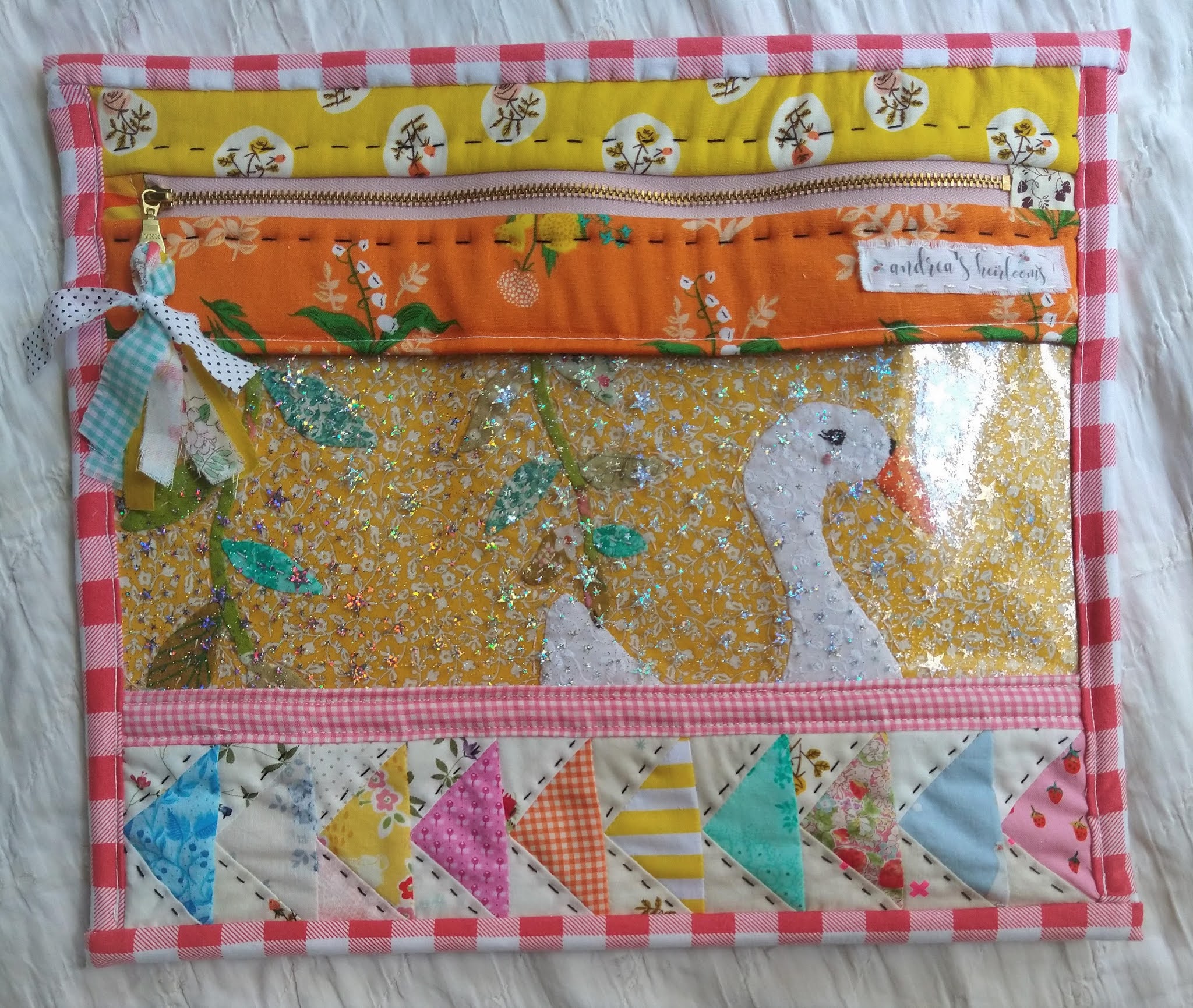 Vinyl Front Zipper Project Bags for Quilting and Cross-Stitch – The Little  Mushroom Cap: A Quilting Blog