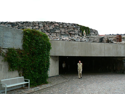 Obiective turistice Finlanda: biserica Temppeliaukio Helsinki