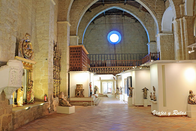 Iglesia de Santa María - Museo de Arte-Sacro de Becerril de Campos